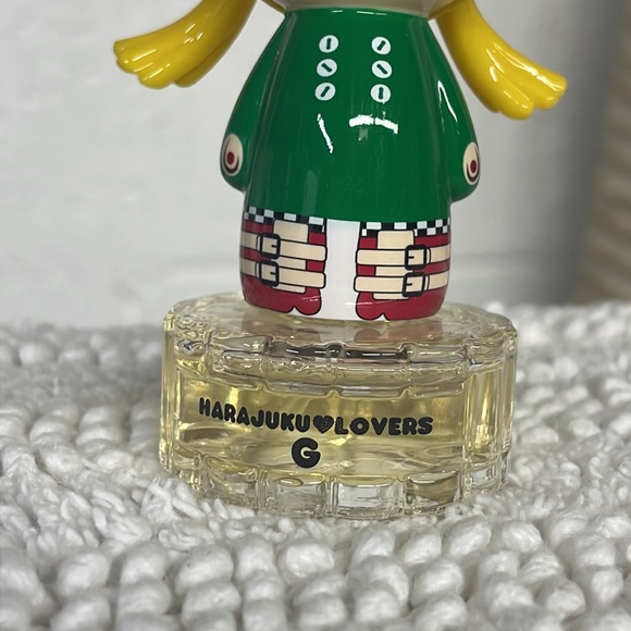 Set of 6 Harajuku Lovers fragance bottles - Picture 11 of 14